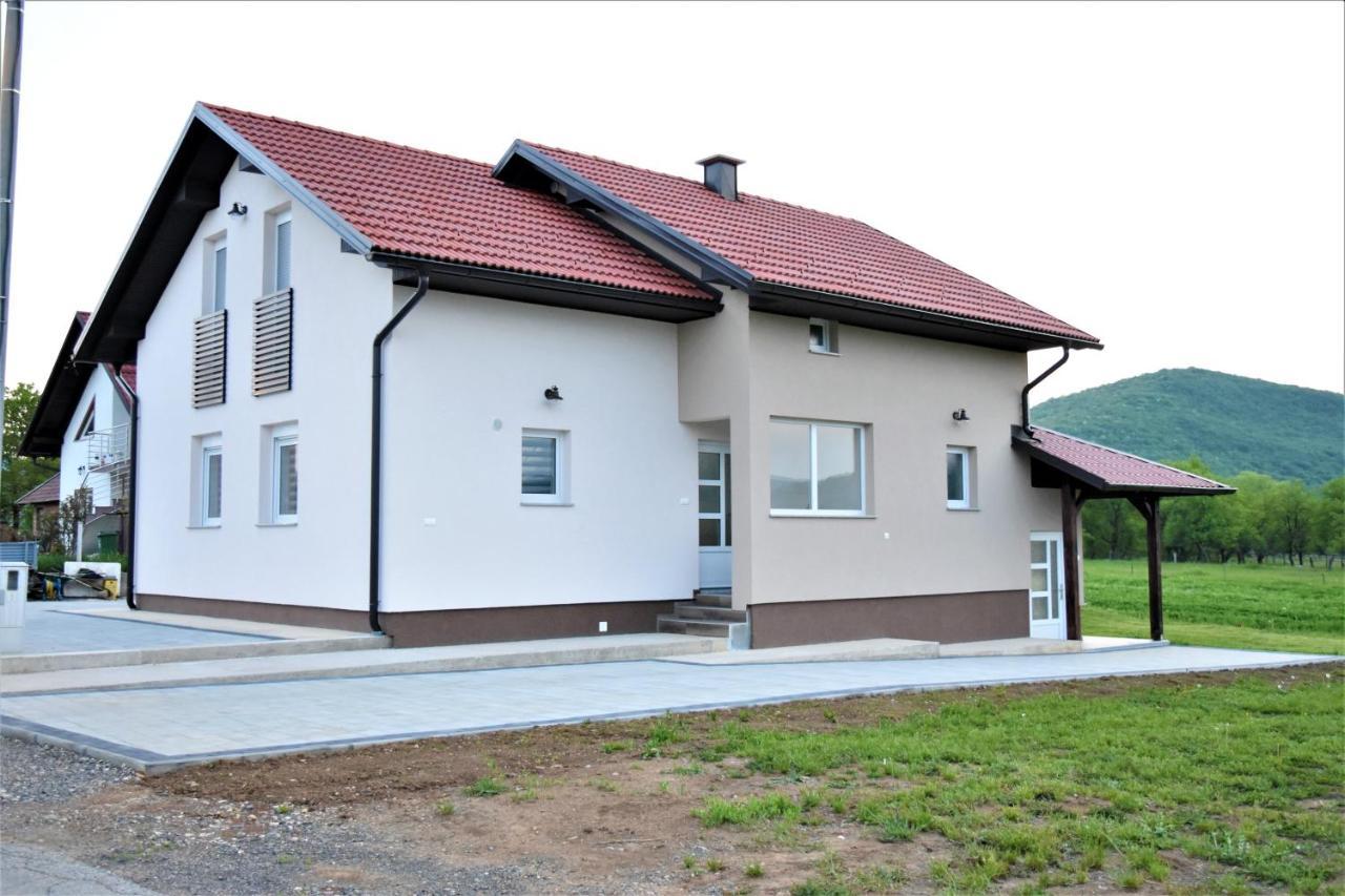 Guest House Tonka Otočac Eksteriør bilde